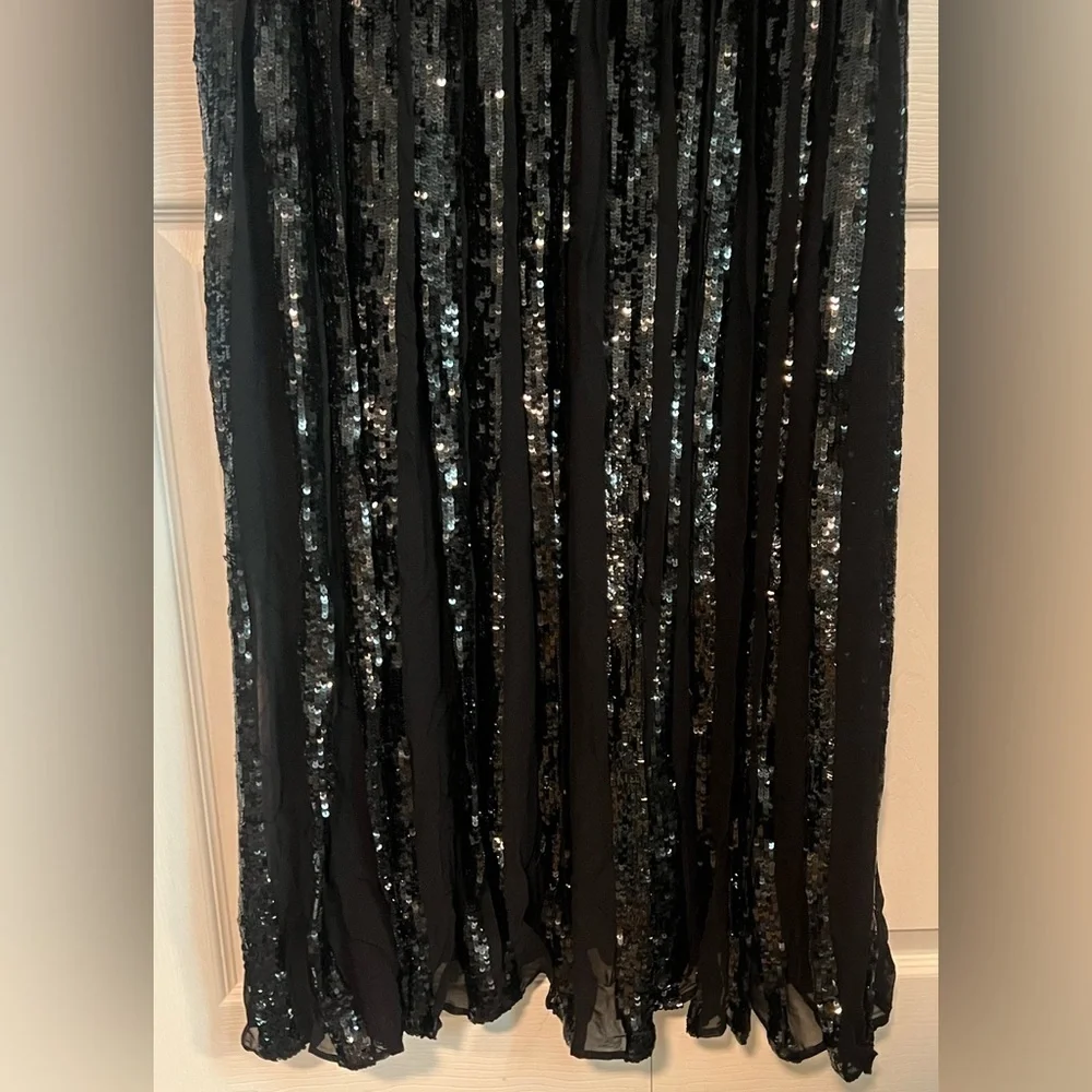 Women's Temperley London Black Sequined Long Sleeved V-Neck Evening Dress